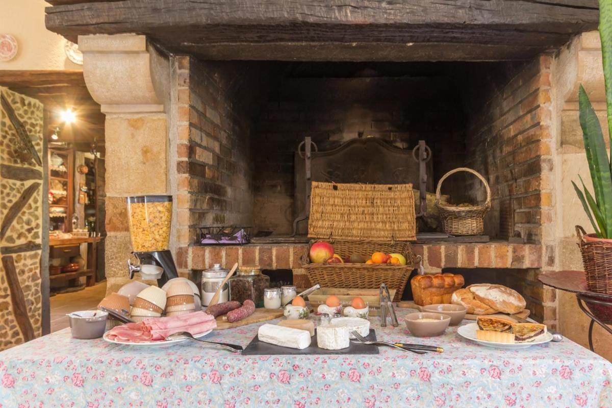 ホテル Les Trois Faisans Bligny-sur-Ouche エクステリア 写真